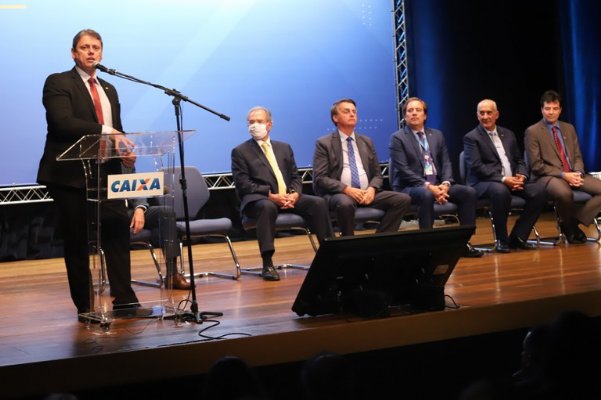 Governo Federal investe na redução de burocracia e na digitalização para dinamizar o transporte